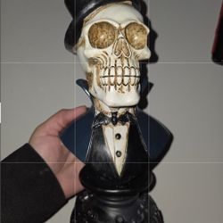 Male Skeleton Bust Decoration