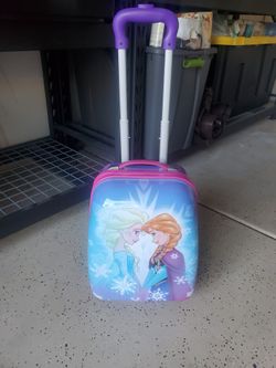 Disney Frozen American Tourister Carry On