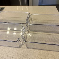 4 Clear Storage Containers