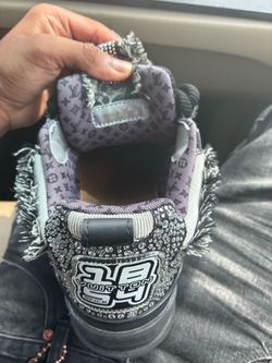 LV SKATE RUNNER