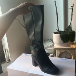 DSW HIGH LEATHER BOOTS 