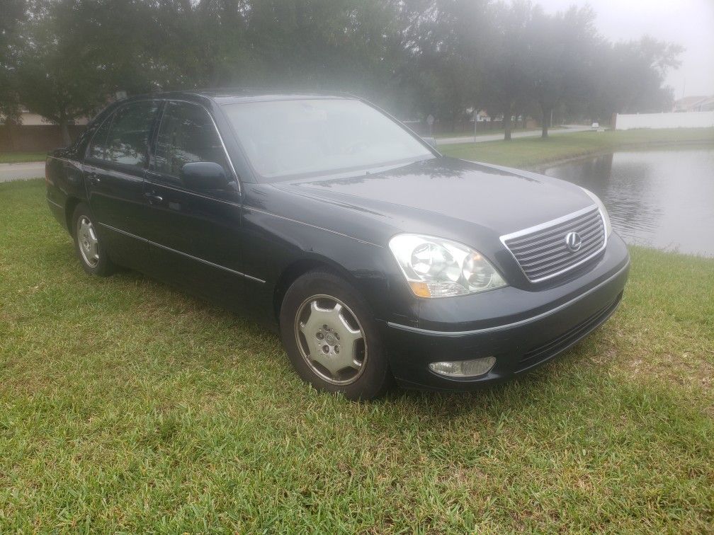 2002 Lexus LS 430