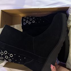 UGG Women Madison Boots 