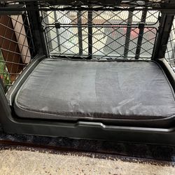 Diggs Revol Essentials Set  Measures: 28.5”L 19.8”W 20.6”H