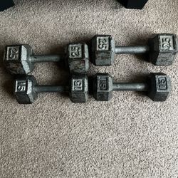 4 Dumbells 65$ Obo
