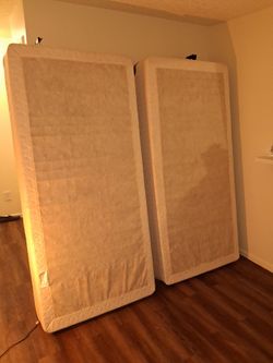 Nice King-size Box spring