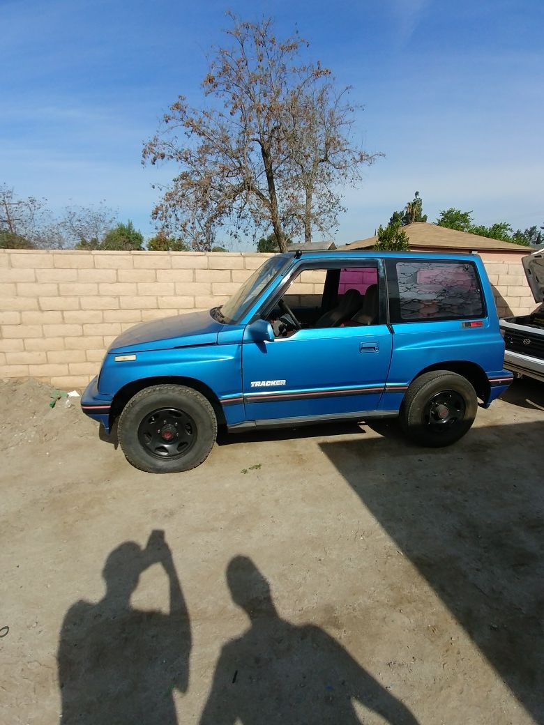 Geo tracker tin top 4x4 auto