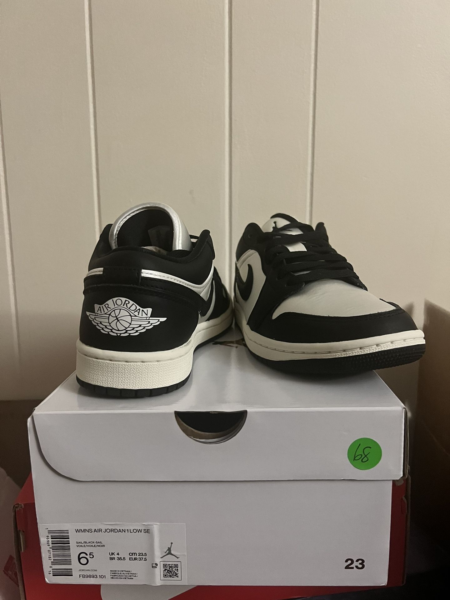 Air Jordan 1 Low - Vintage Panda