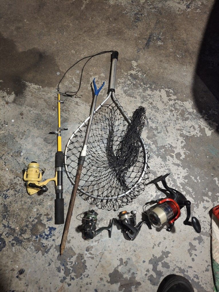 Random Fishing Stuff FREE!
