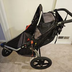 BOB Revolution SE Jogging Stroller — Good Condition & Fully Functional