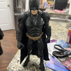Batman Dark Knight Figurine