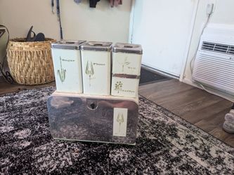 Bread box and accessories