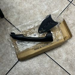 Ford Focus 00-07 Front Door Handle RH And LH,outside,textured Black,w/Keyhole,Cap,Cover,Pad And Handle