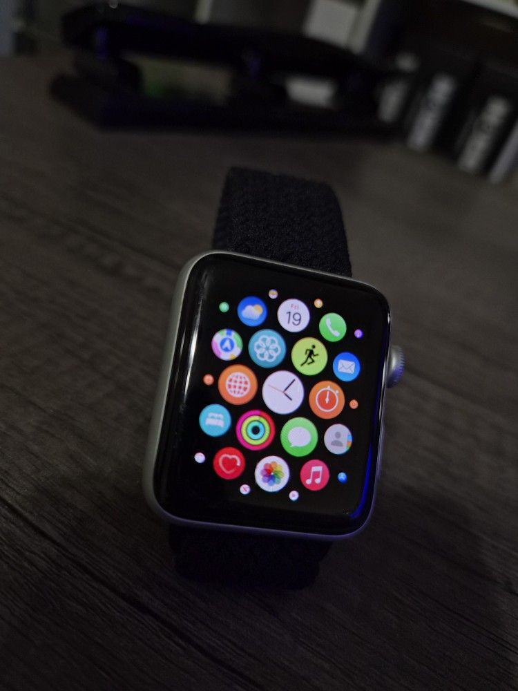 Apple Watch Series 3 42mm