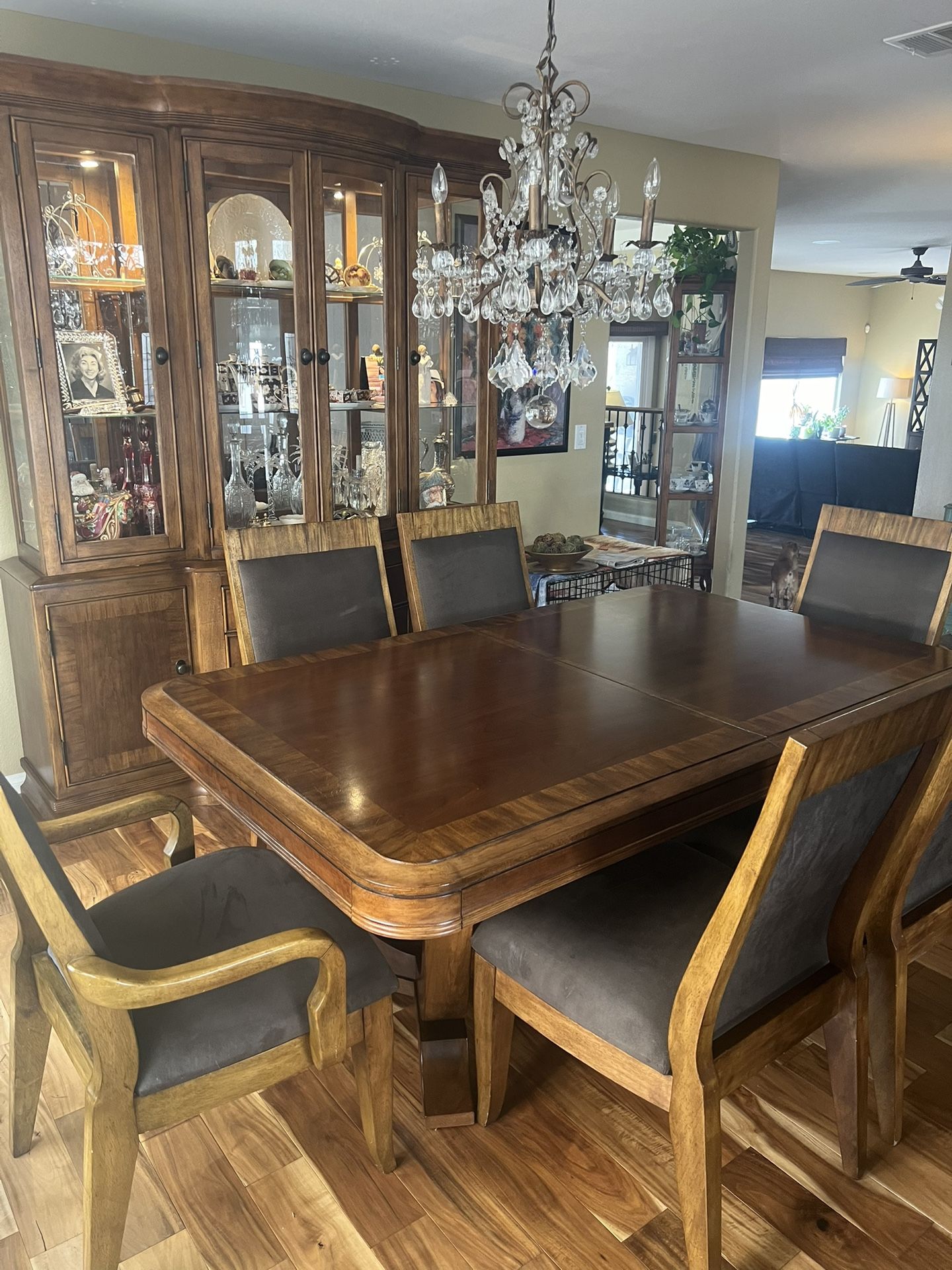 Dining Room Suite
