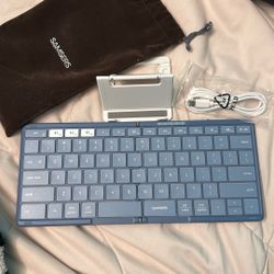 Foldable Bluetooth Keyboard 