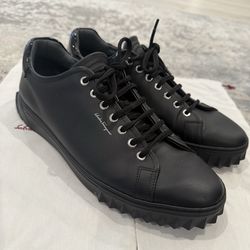 Salvatore Ferragamo Men’s Black Leather Low-Top Sneaker – Size 10