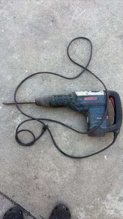 Bosch hammer RH745