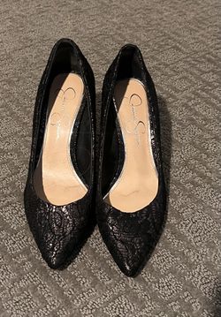 Black lace heels by Jessica Simpson size 6 1/2