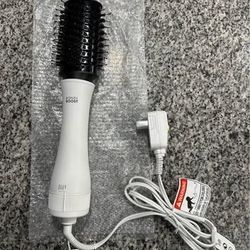 Bondi Boost 2” Blowout brush 3-in-1 Hair dryer with detachable round brush