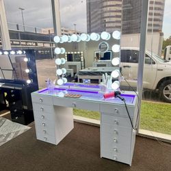 Vanity W Bluetooth- Luxury Brand 