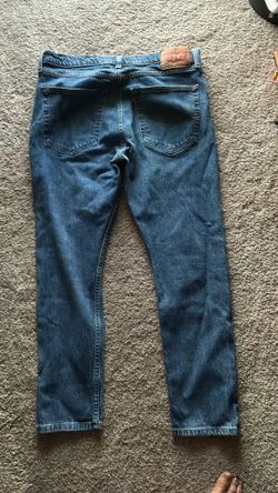 LEVIS  #512 (35 x 30)