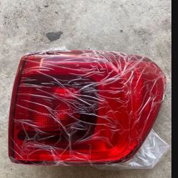 GMC Acadia Taillight Right 17to19 New aftermarket 