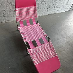 Folding Lounge Chair 