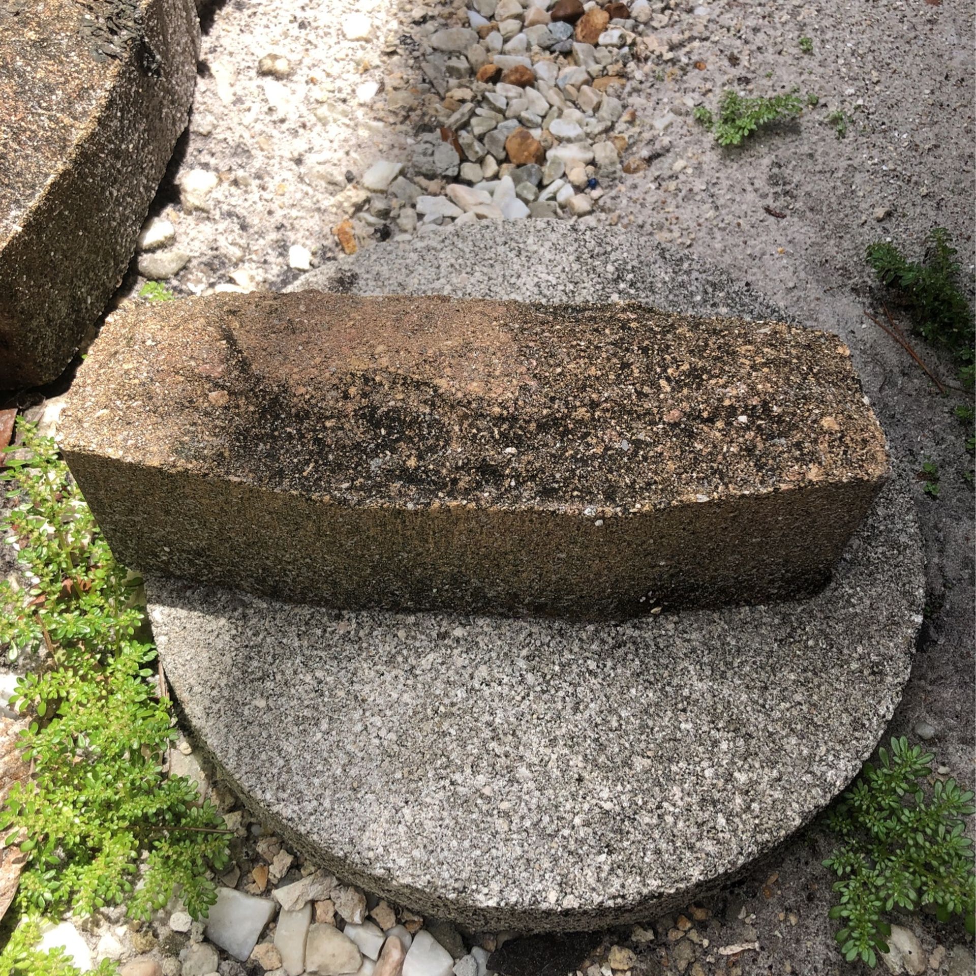 Chiseledge 10-in L x 4-in W x 3-in H Concrete Straight Edging Stone X 25