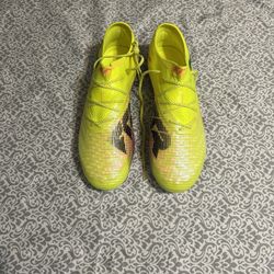 Puma Future 8 Low Ultamite Size 9