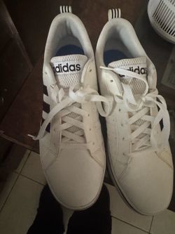Adidas Men’s White & Black Sneakers Size 9