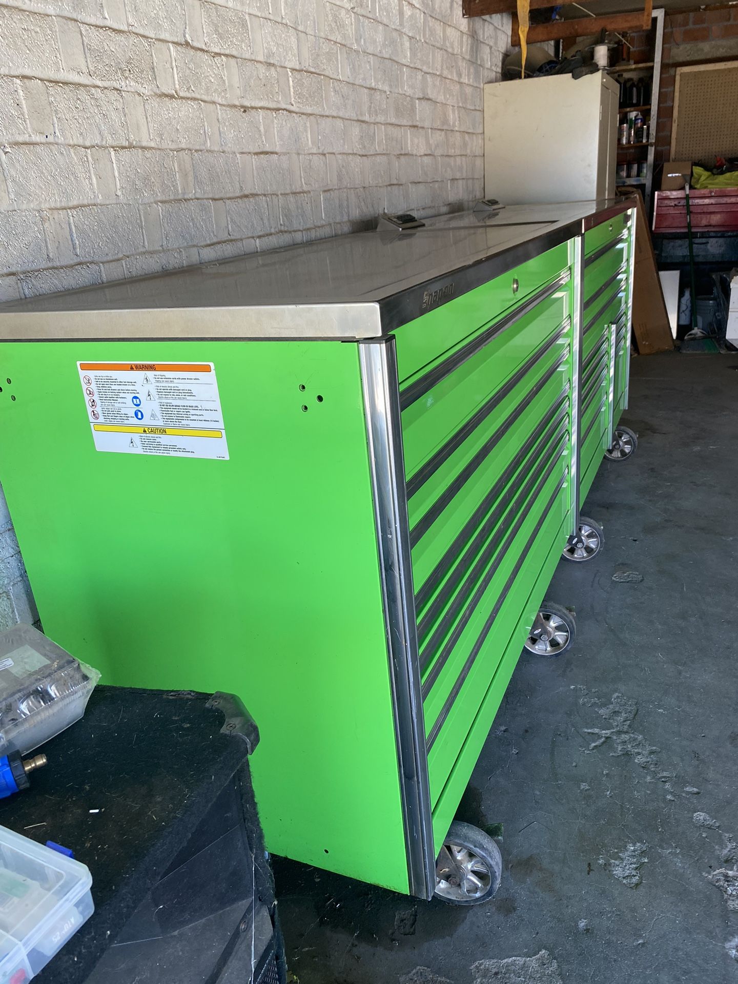 Snap on toolbox 10 feet long 7 feet tall green