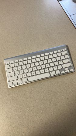 Apple Wireless Bluetooth Keyboard