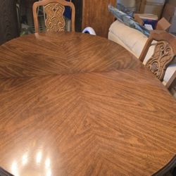 Dining Room Table And 4 Chairs 