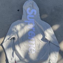 Supreme Sweater