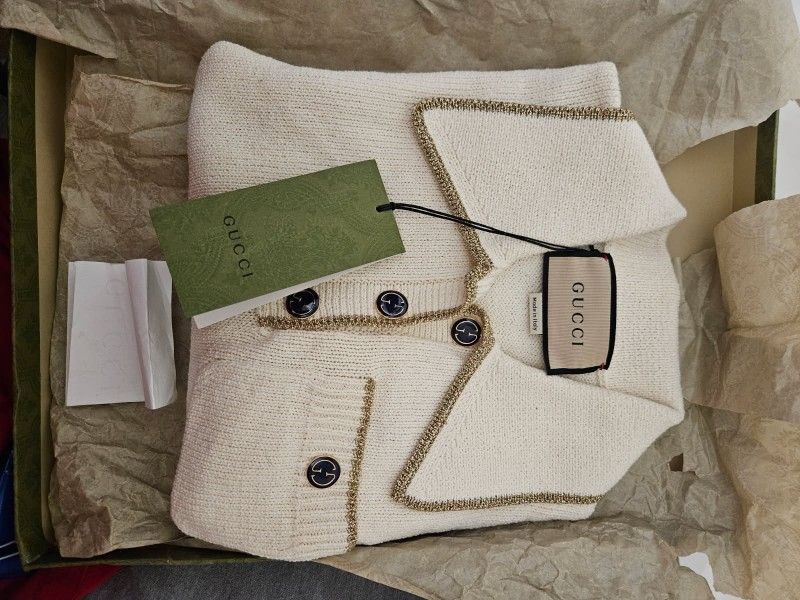 AUTHENTIC WOMENS GUCCI SWEATER