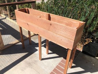 Redwood Cedar privacy wall garden bed planter boxes raised elevated 3 4 5ft long wheels casters custom made vege