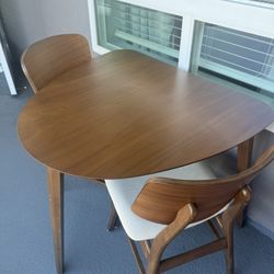 Breakfast Table