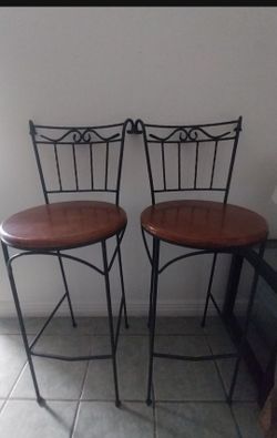 BAR STOOLS