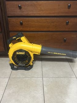Dewalt blower 60 Max Brushless    Very Good Condition $100 or Best Offer 