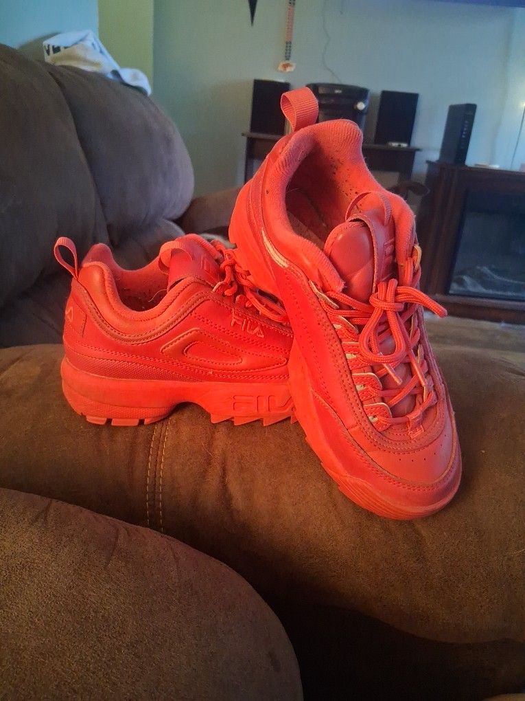 Fila Size 7