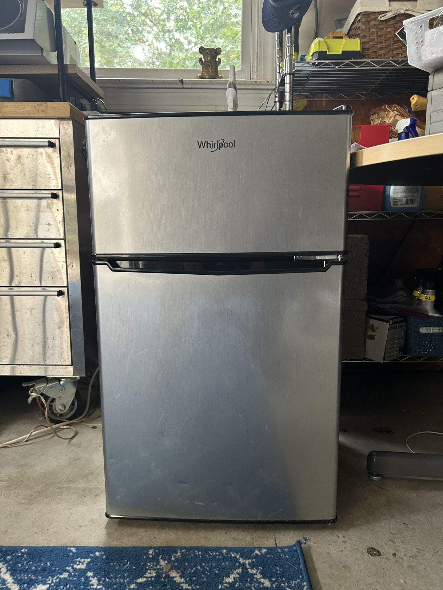 Whirlpool WH31S1E Compact Refrigerator 3.1 Cubic Feet