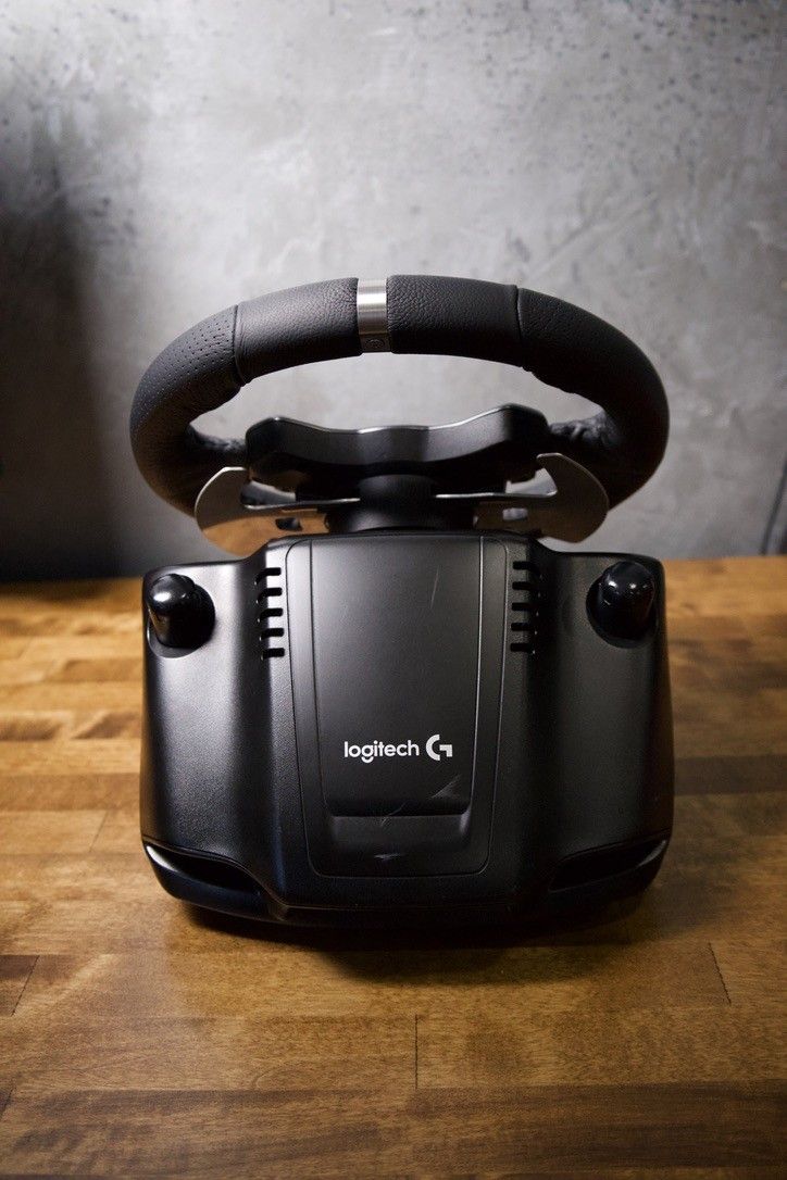 Logitech G920 Racing Wheel And Pedals XBOX