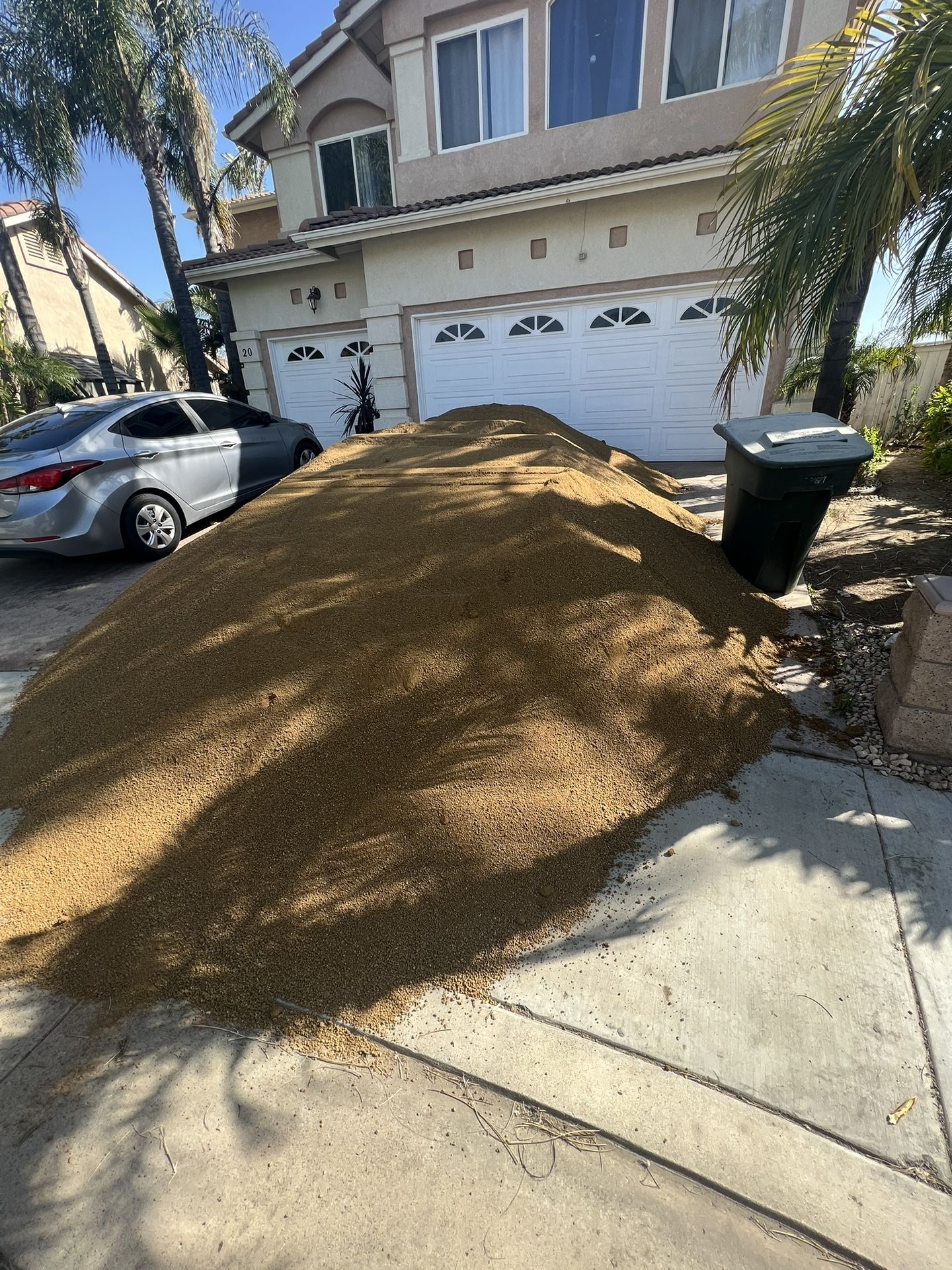 Landscape Materials Deco Rock Gravel D.G Sand Topsoil Roadbase C mix