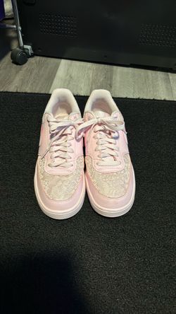 NWOT Nike Court Vision Women's Rose Pink Mousse Lace Sneakers