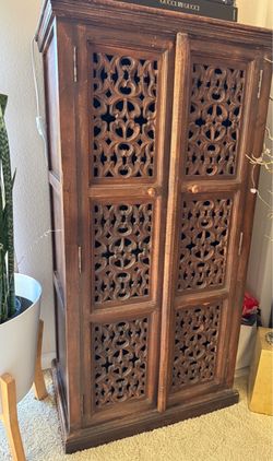 Ornate Carved Wood Wine Cabinet Rustic Boho Lattice Door Wine Rack Bar Storage