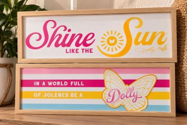 Dolly Parton Framed Quote Signs Set of 2