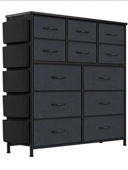 12 drawer dresser plus 5 side pockets and 2 hooks