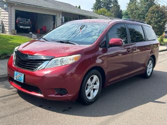 2011 Toyota Sienna