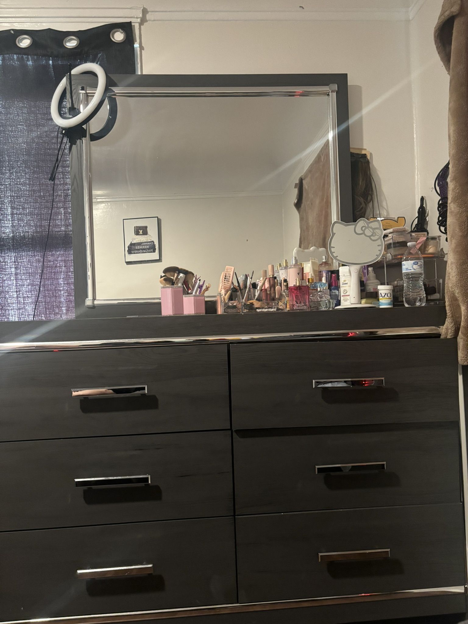 Mirror & Dresser